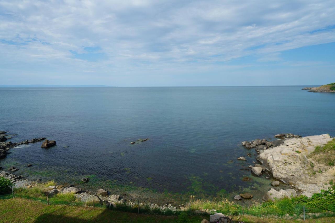 Dolphin Bay Boutique Complex Sozopol Hotel Exterior photo