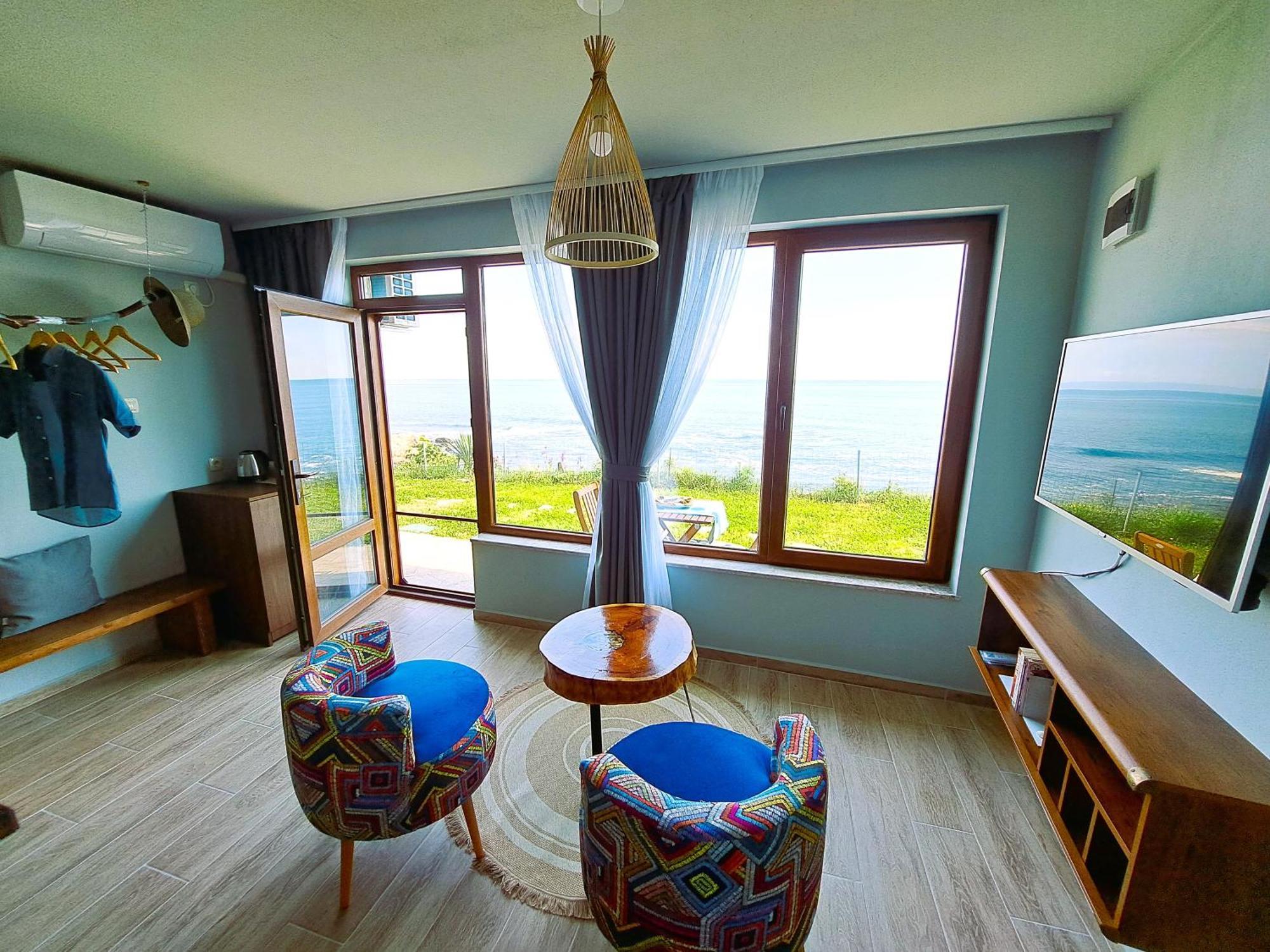Dolphin Bay Boutique Complex Sozopol Hotel Room photo